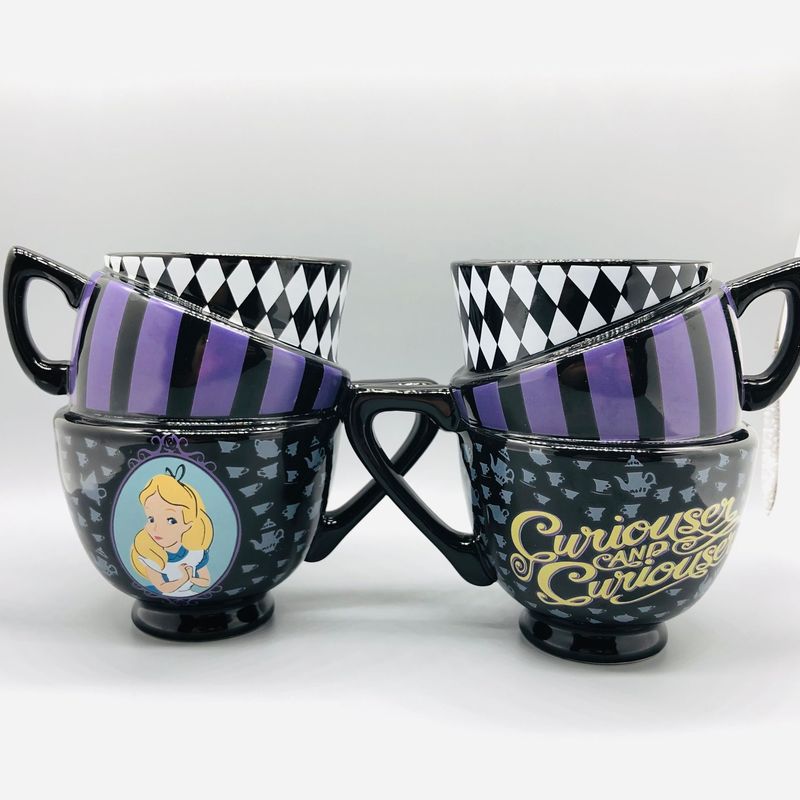 Coffee Y Tea - Alice In Wonderland Cartoon Stacked Cup