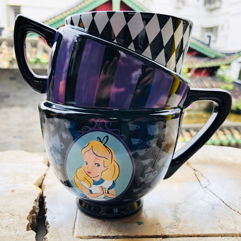 Alice In Wonderland Cartoon St - огляд і ціна Coffee Y Tea